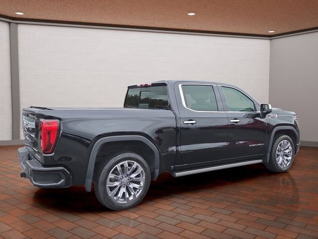 Used 2023 Onyx Black GMC Denali image 3