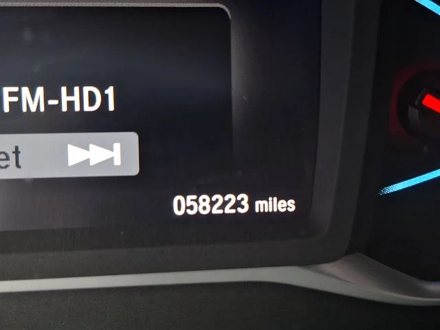 Used 2019 White Honda EX-L image 11