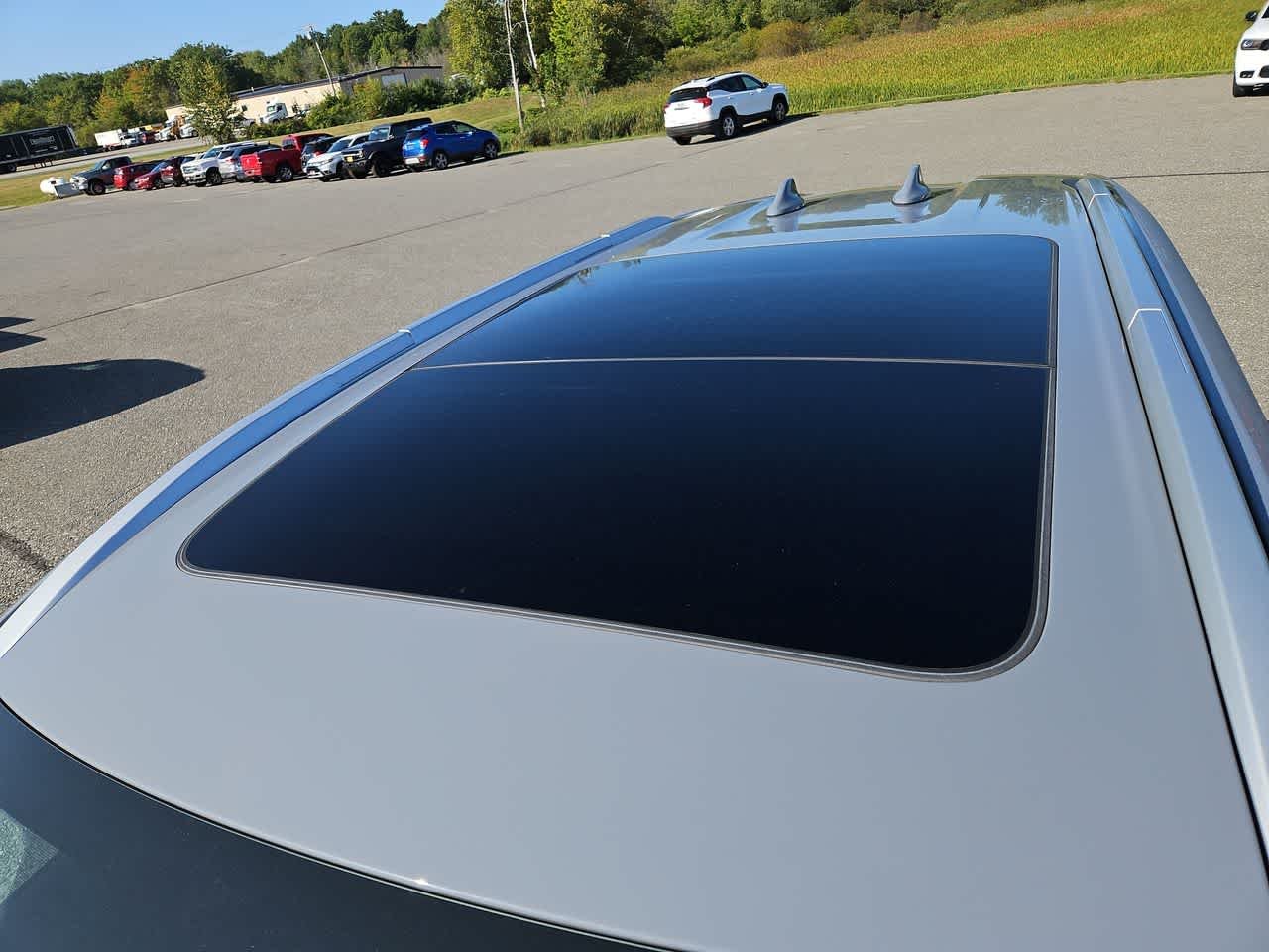 Used 2025 Boulder Gray Pearl Nissan SL image 11