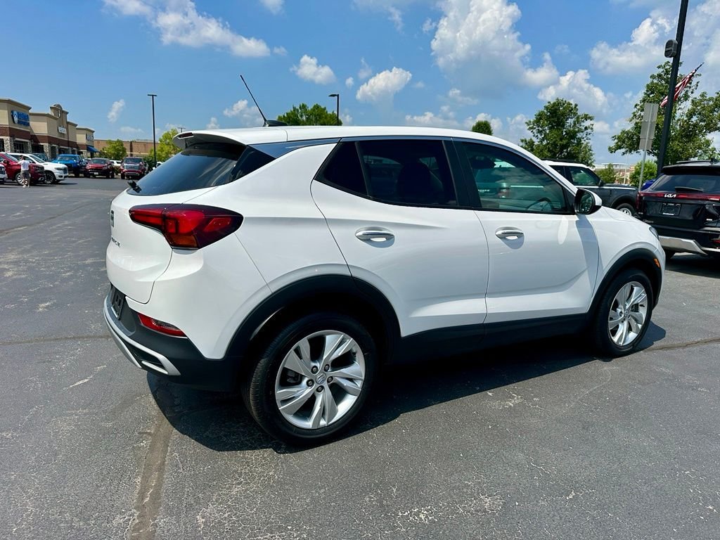 Used 2024 White Buick Preferred image 3