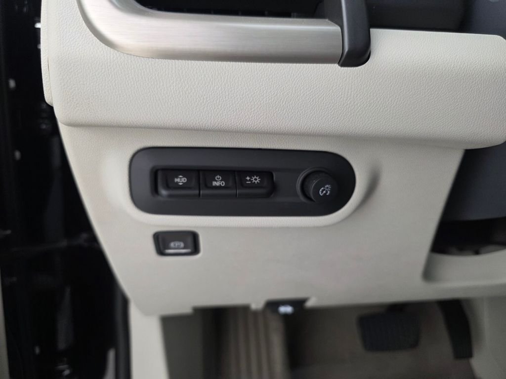 Used 2024 Black GMC Denali image 26