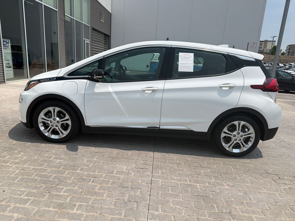 Used 2020 Summit White Chevrolet LT image 2