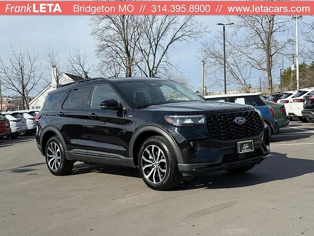 2025 Ford Explorer ST-Line 4WD