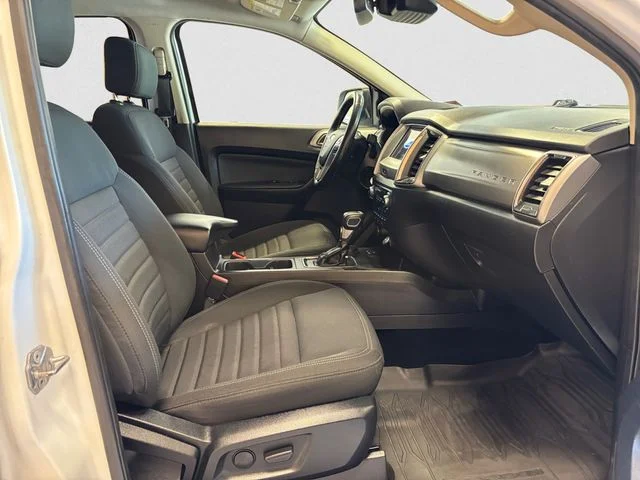 Used 2021 White Ford XLT image 16