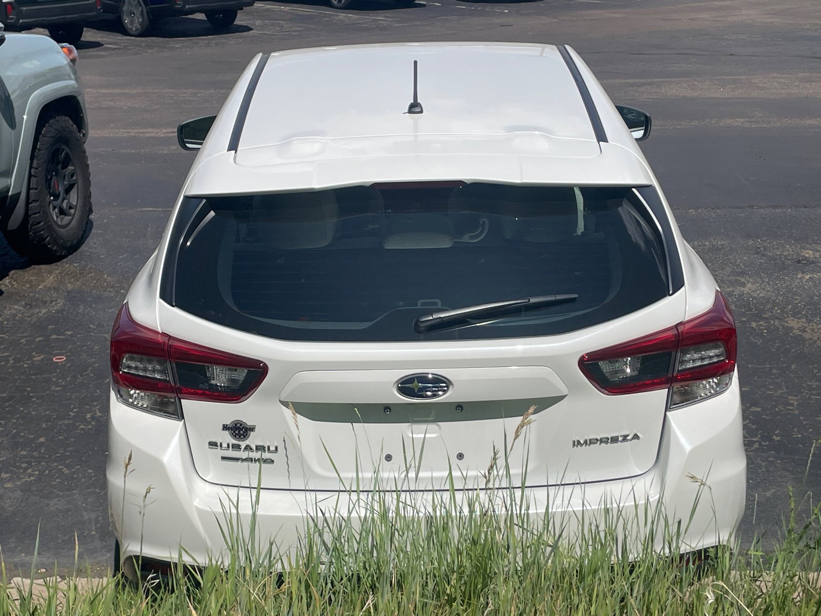 Used 2023 Crystal White Pearl Subaru  image 4