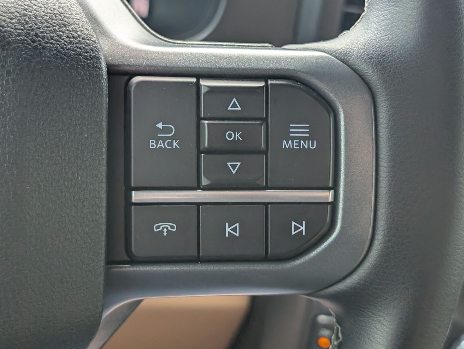 Used 2025 Race Red Ford Lariat image 28