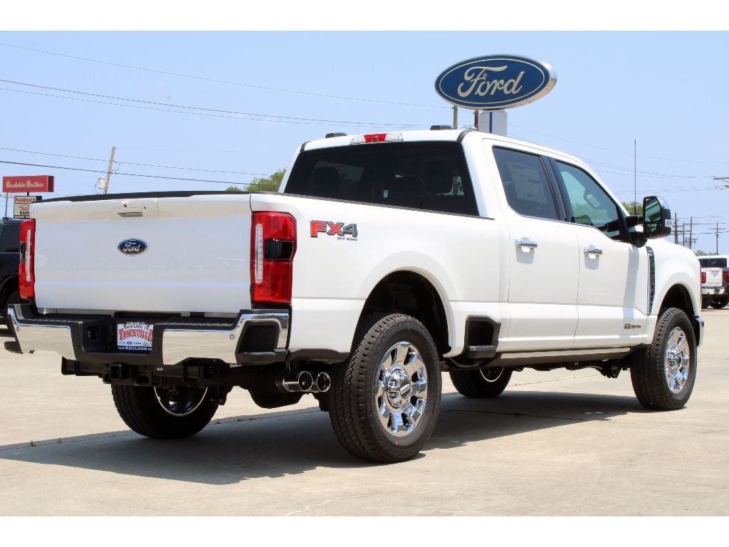 New 2026 Star White Metallic Tri-Coat Ford LARIAT image 27