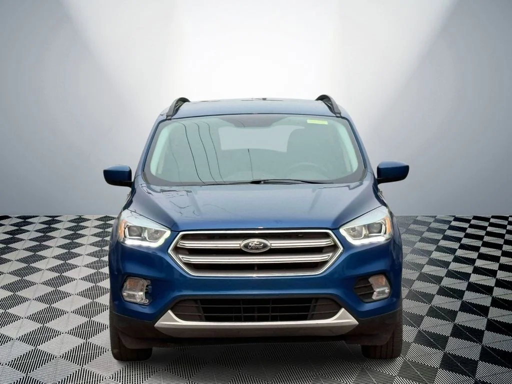 Used 2019 Ford Escape SEL with VIN 1FMCU9HD0KUC51542 for sale in Pinckney, MI