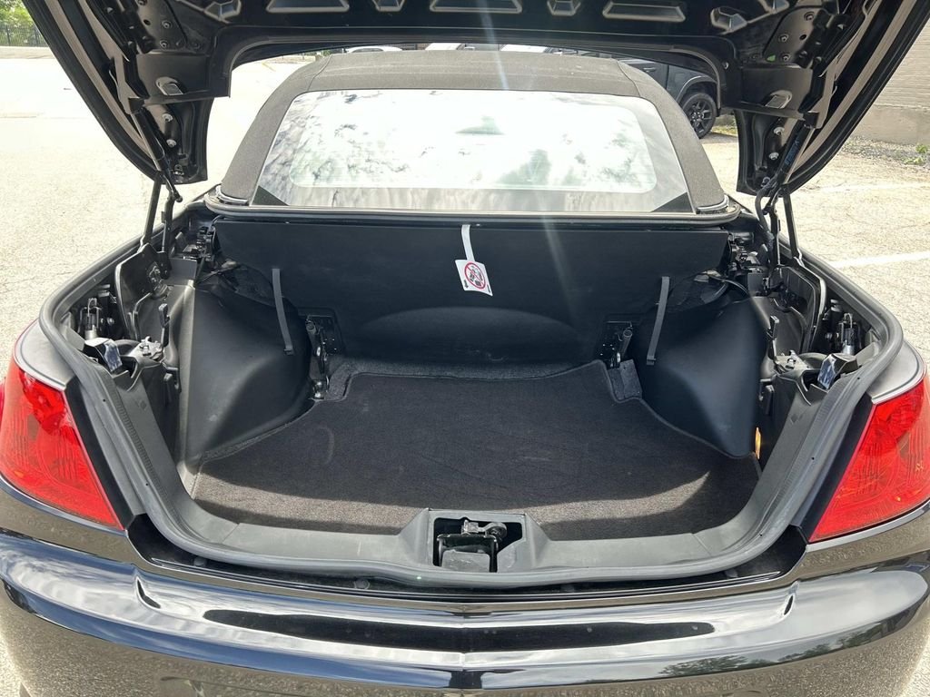 Used 2009 Black Chrysler Limited image 14