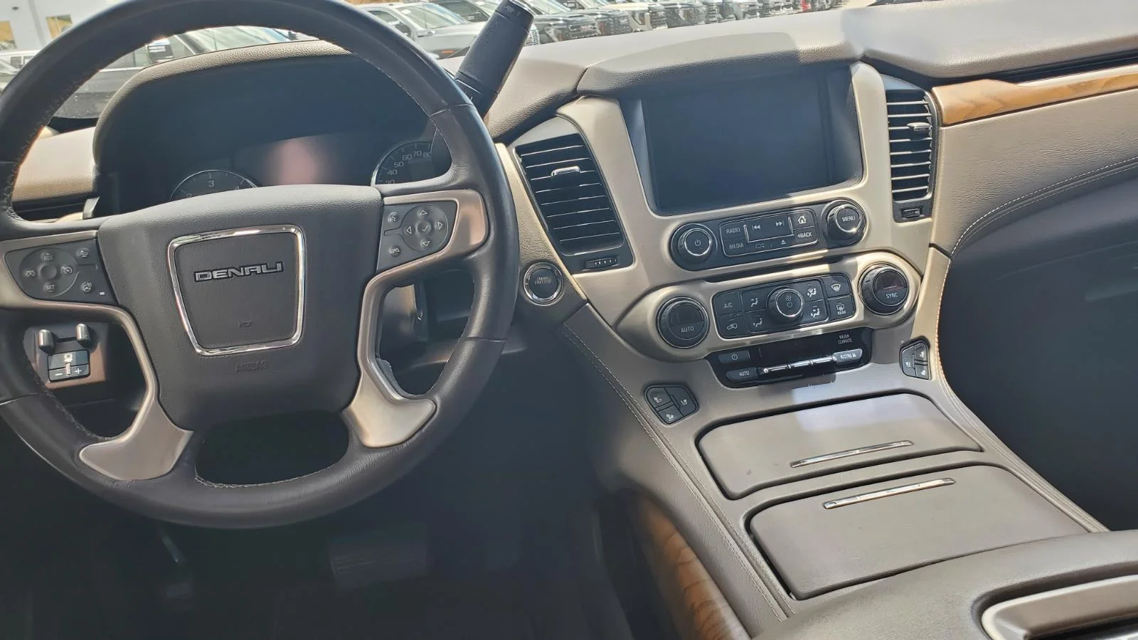 Used 2020 SATIN STEEL METALLIC GMC Denali image 8