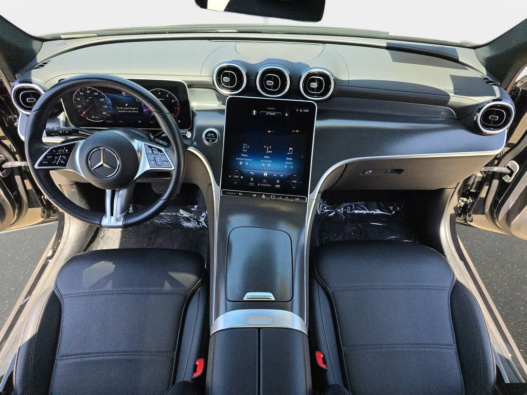 2024 Mercedes-Benz GLC GLC 300 - Photo 10