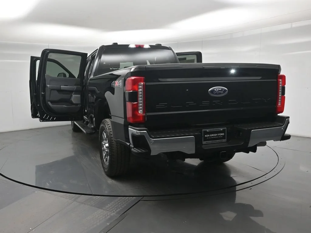 Certified Used 2025 Black Ford Lariat image 33