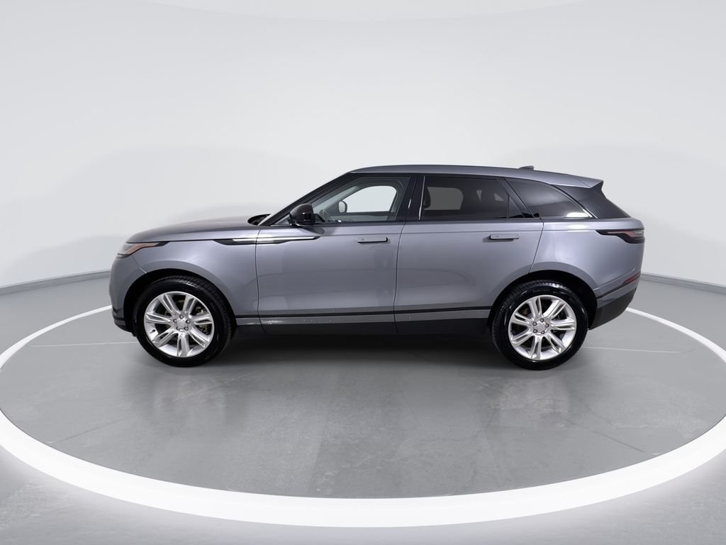 Certified Used 2025 Gray Land Rover S image 5
