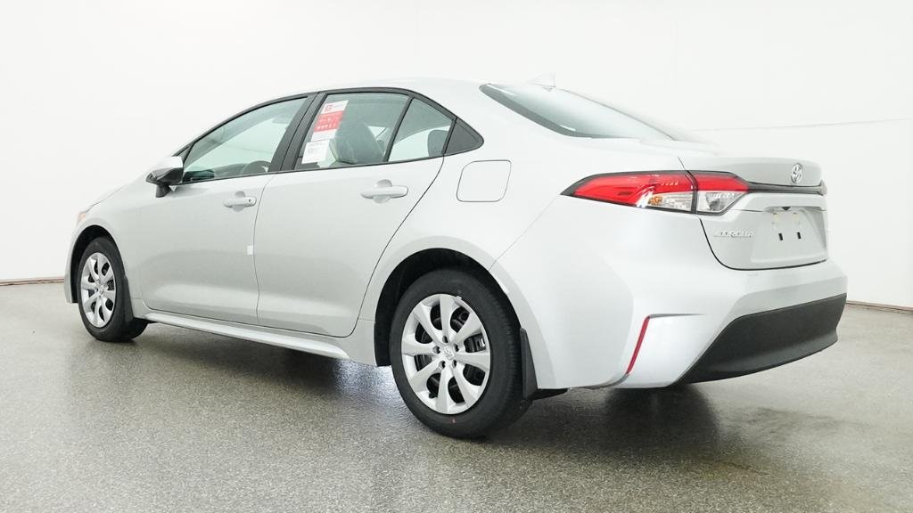 New 2026 Classic Silver Metallic Toyota LE image 5