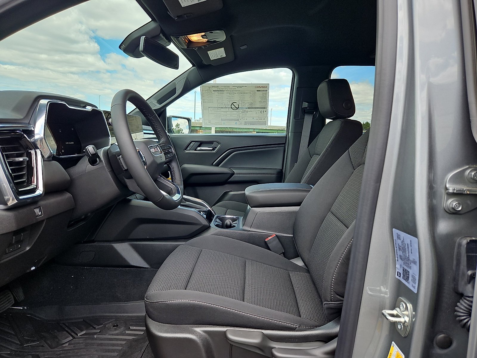 New 2026 Sterling Metallic GMC Elevation image 8