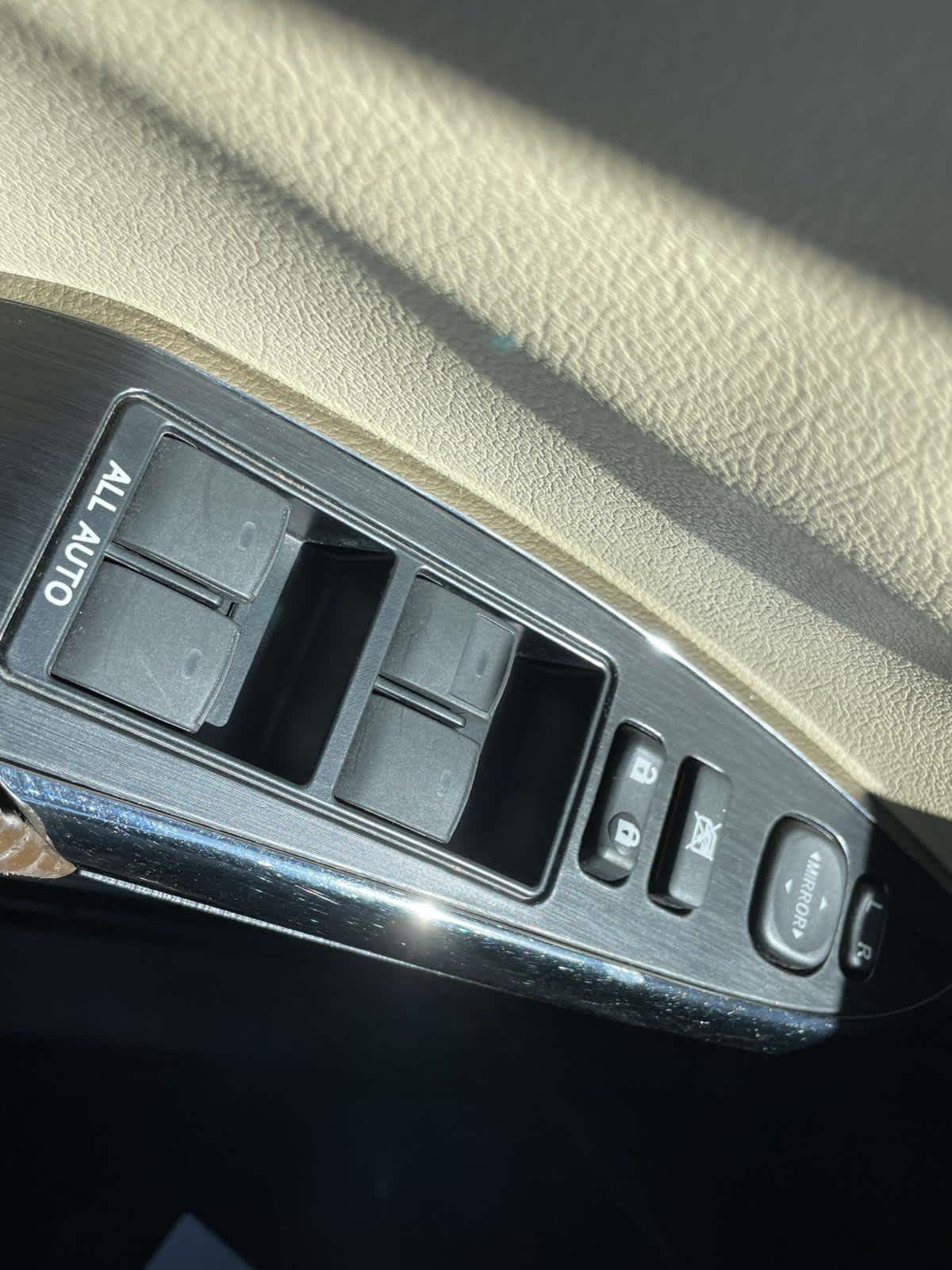Used 2013 Sizzling Crimson Mica Toyota Limited image 37