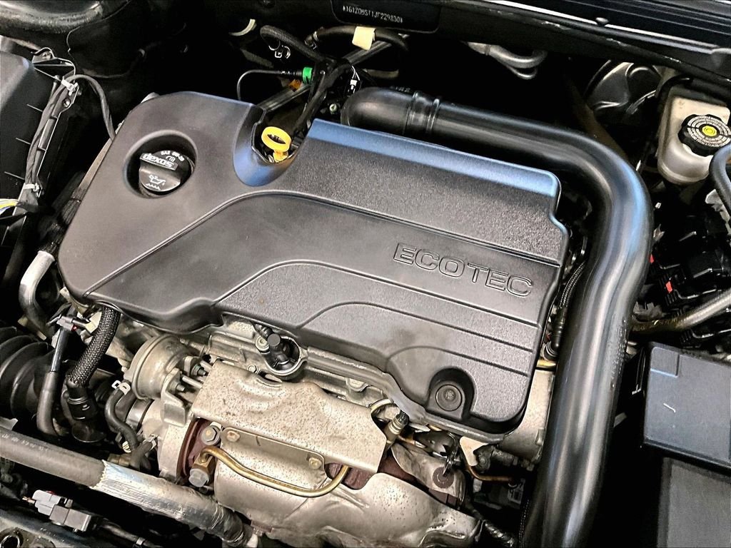Used 2018 Gray Chevrolet LT image 35