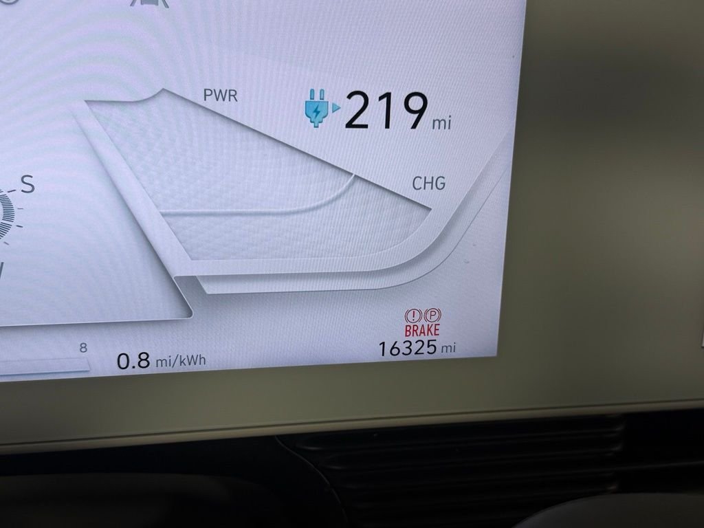 Certified Used 2024 Gray Hyundai SEL image 14