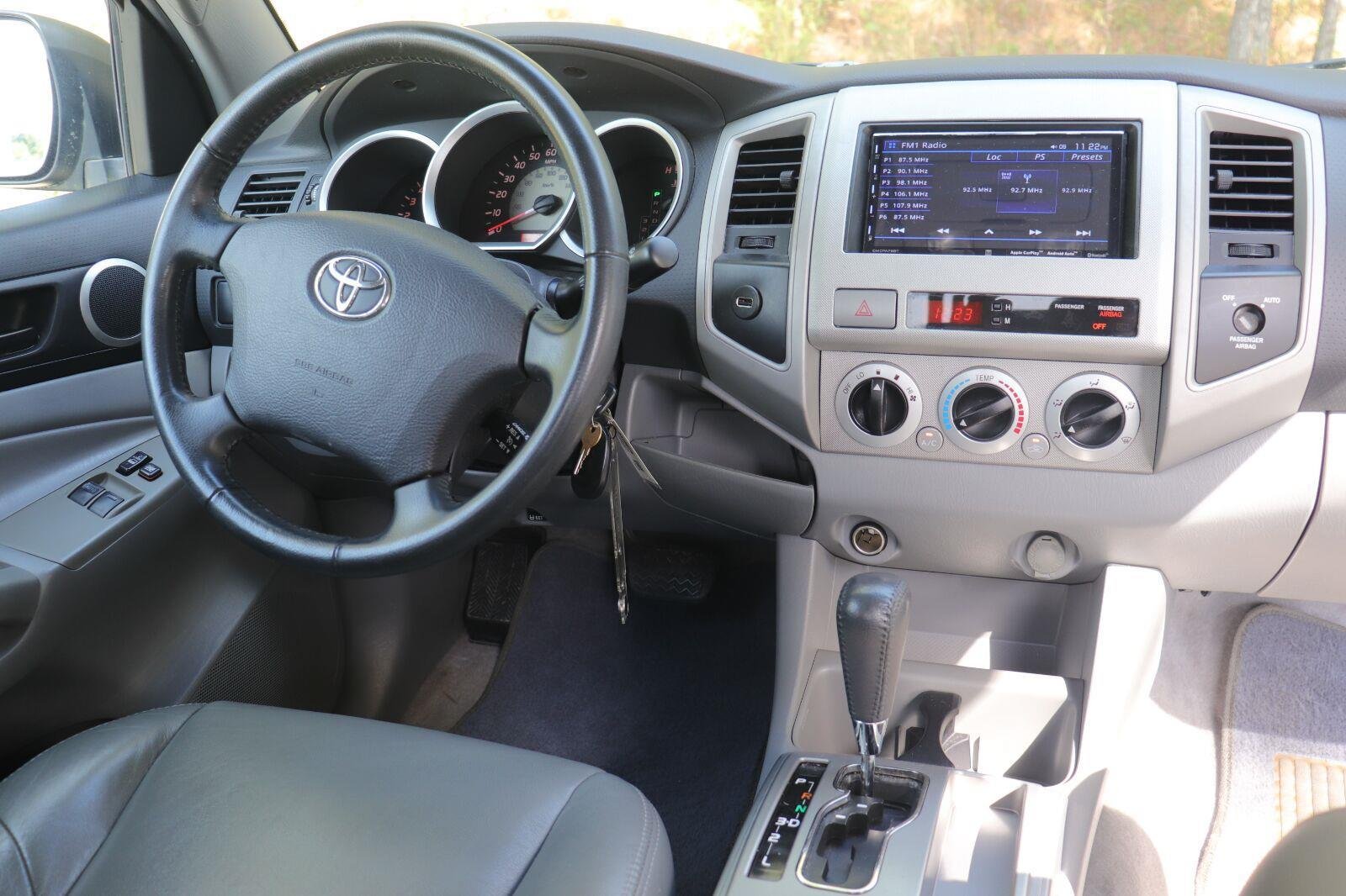 Used 2008 Silver Streak Mica Toyota Base image 20