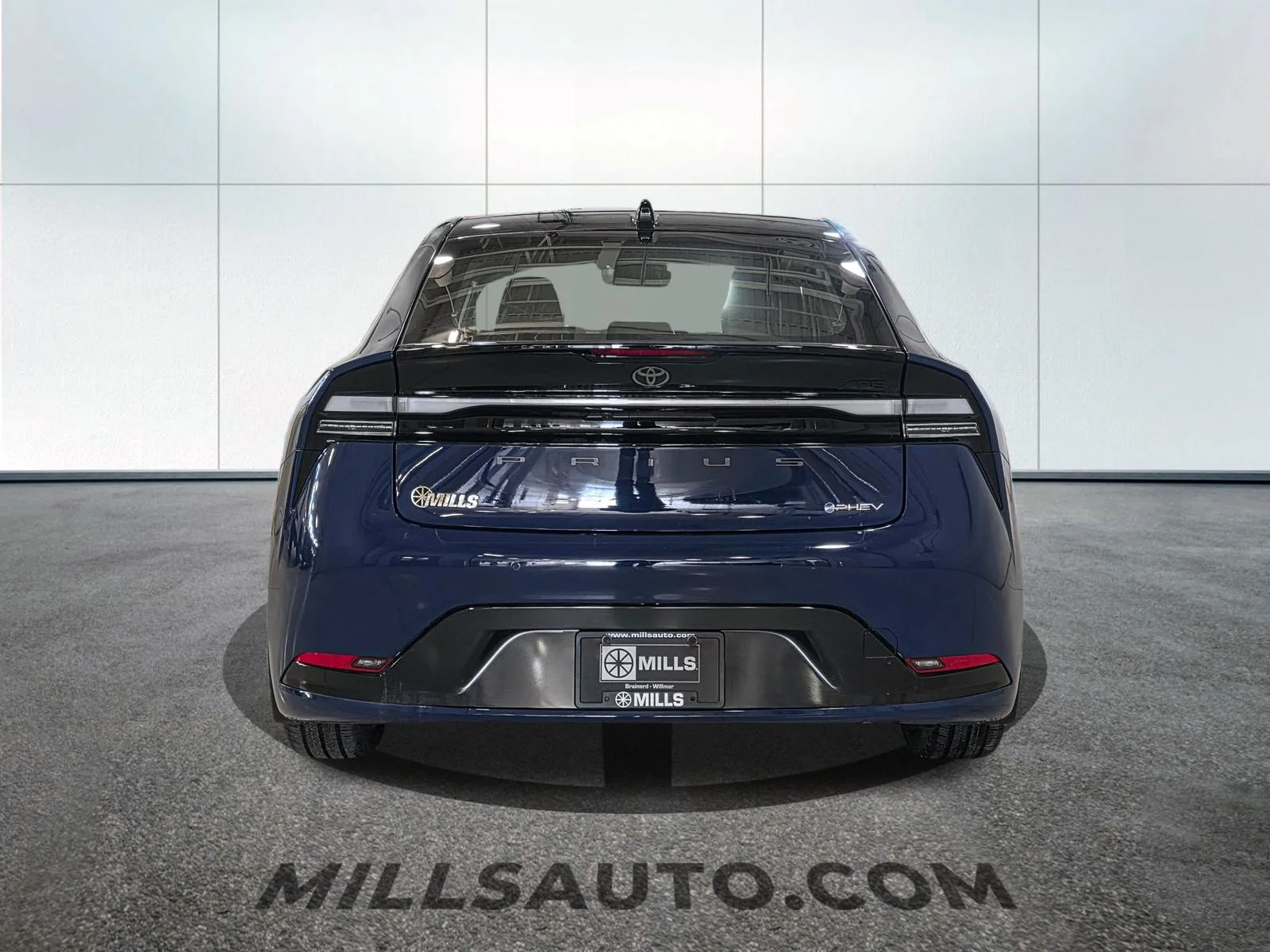 2026 Toyota Prius Plug-in Hybrid XSE - Photo 6