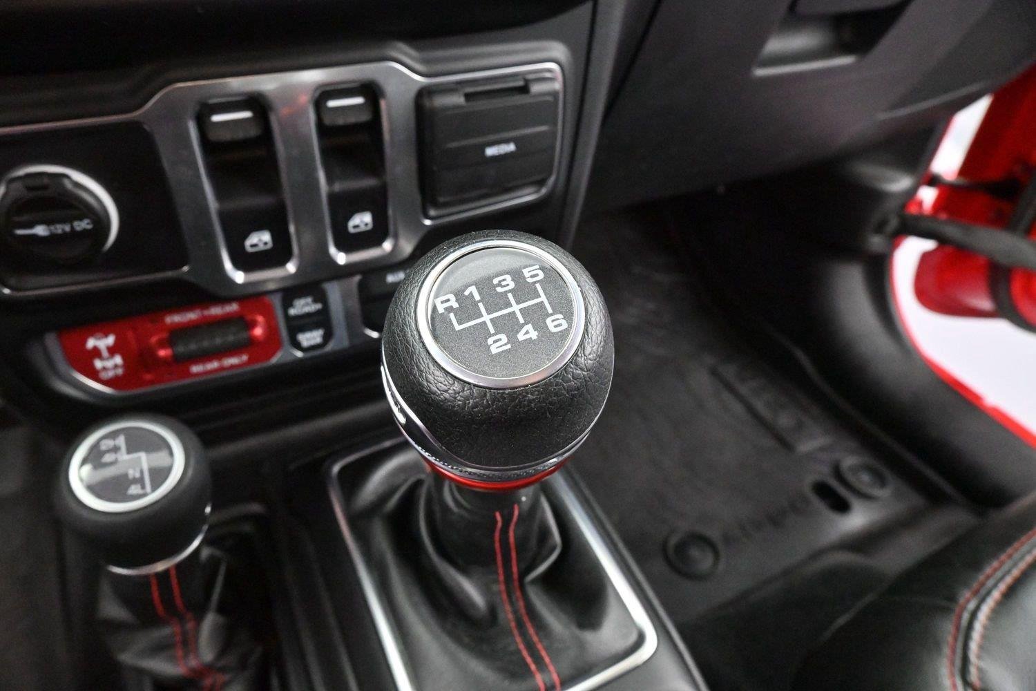 Used 2023 Firecracker Red Clearcoat Jeep Rubicon image 25