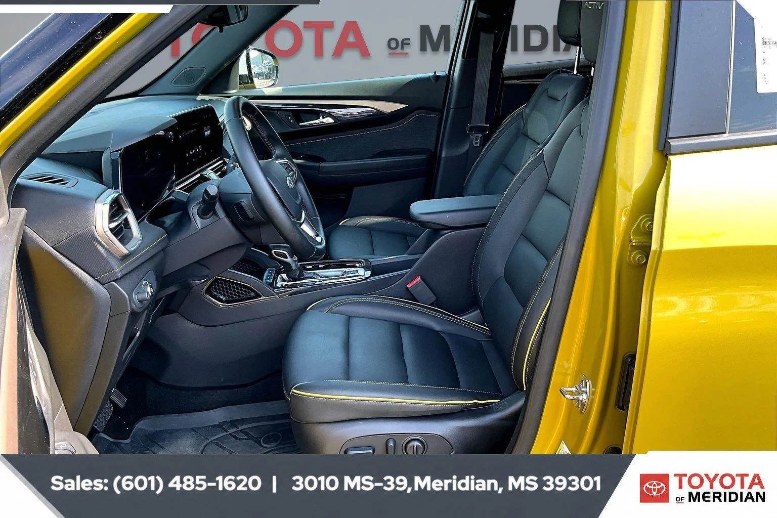 Used 2025 Nitro Yellow Metallic Chevrolet ACTIV image 18