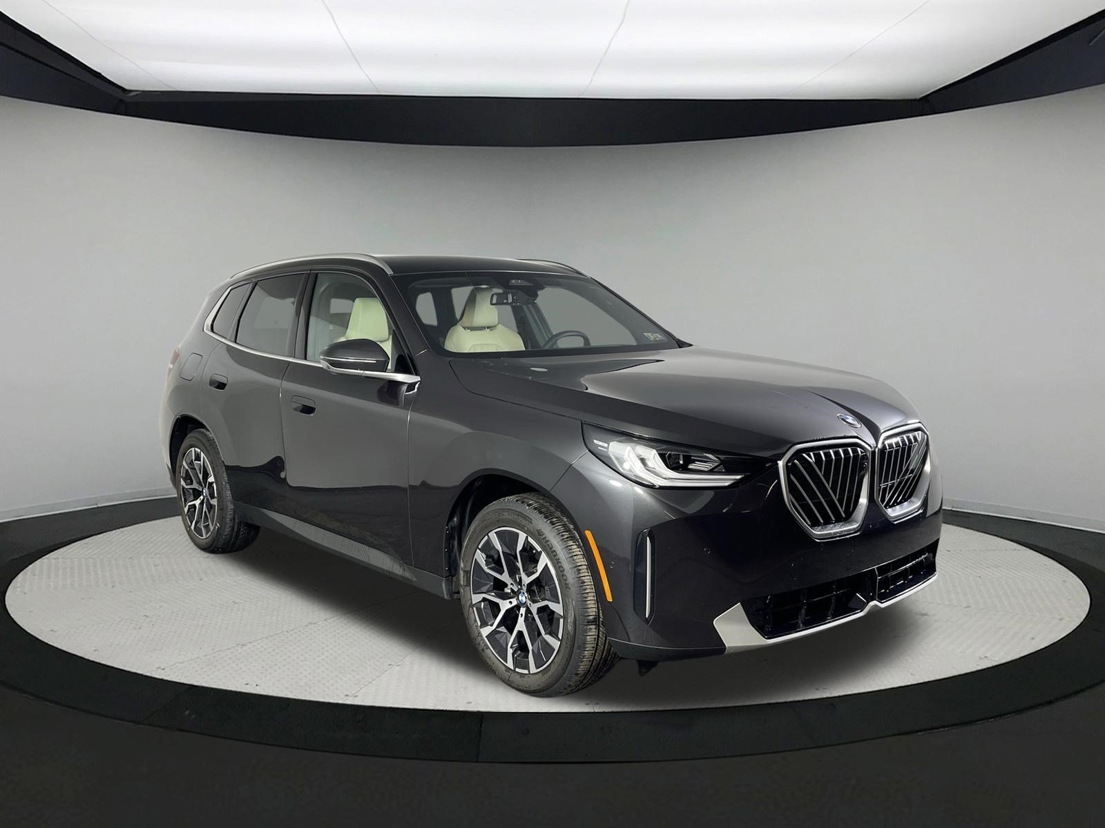Certified Used 2026 Dark Graphite Metallic BMW 30 xDrive image 3
