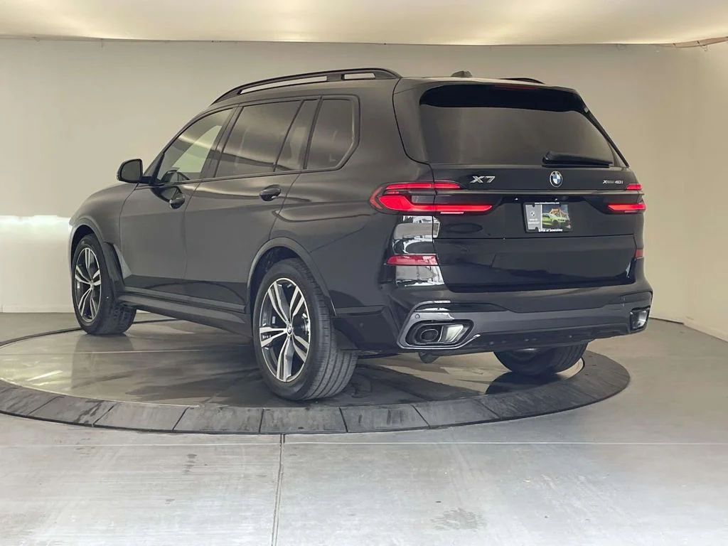 New 2027 Black BMW xDrive40i image 3
