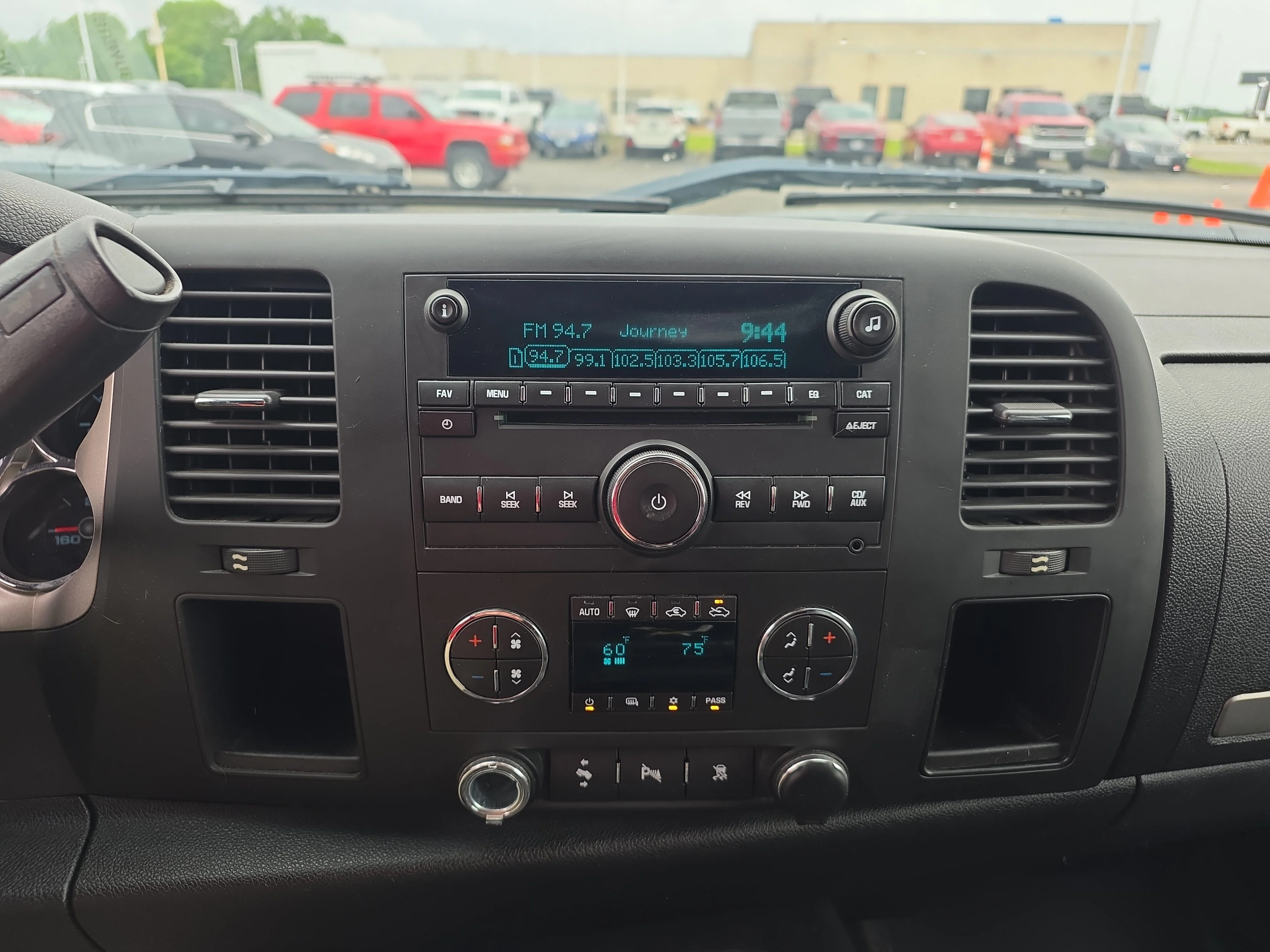 Used 2011 Steel Green Metallic Chevrolet LT image 13