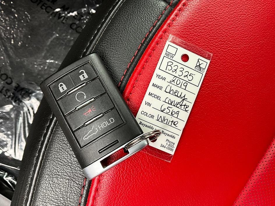 Used 2019 White Chevrolet ZR1 image 35