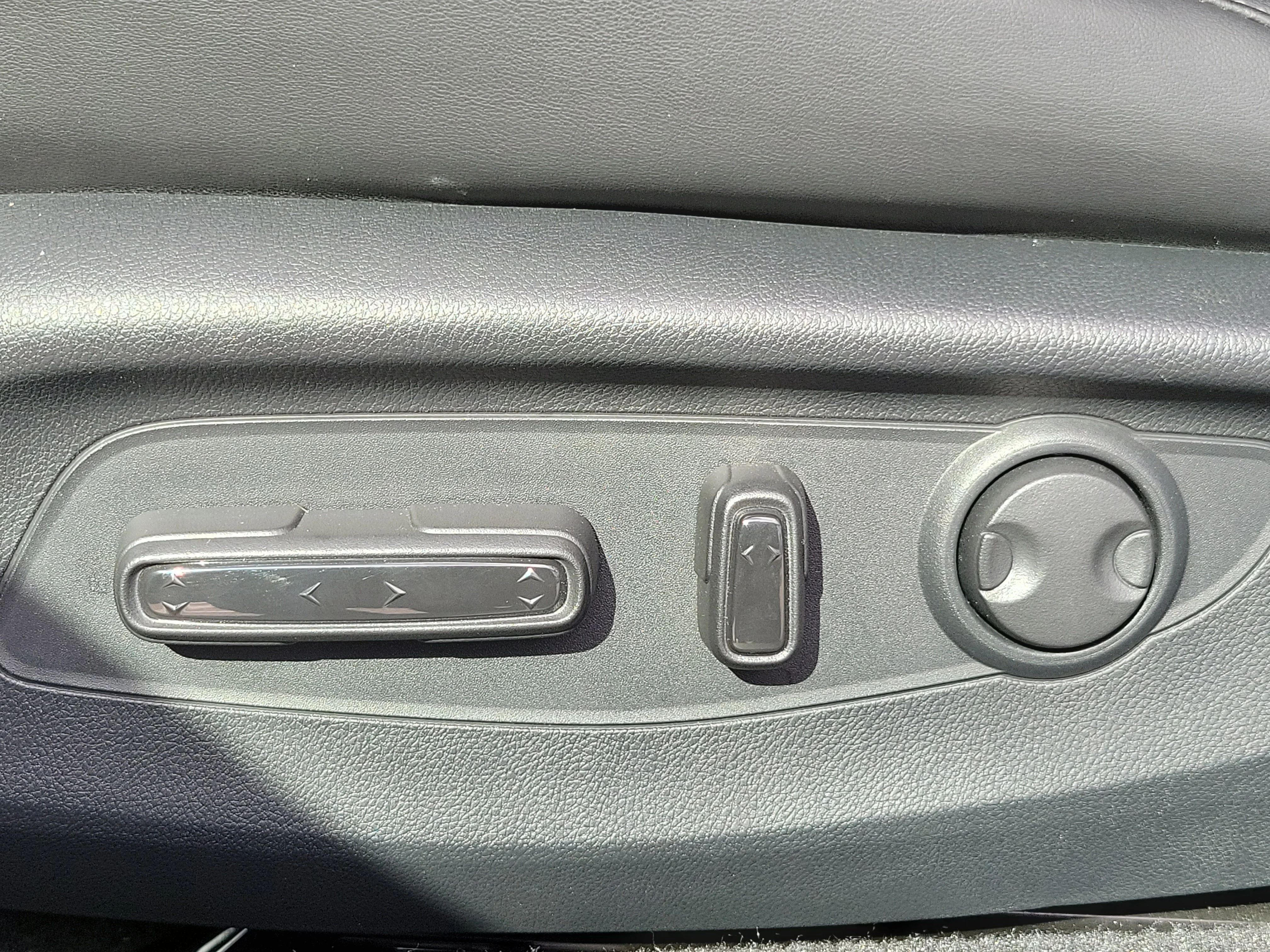 2023 Honda Accord Hybrid EX-L - Photo 23