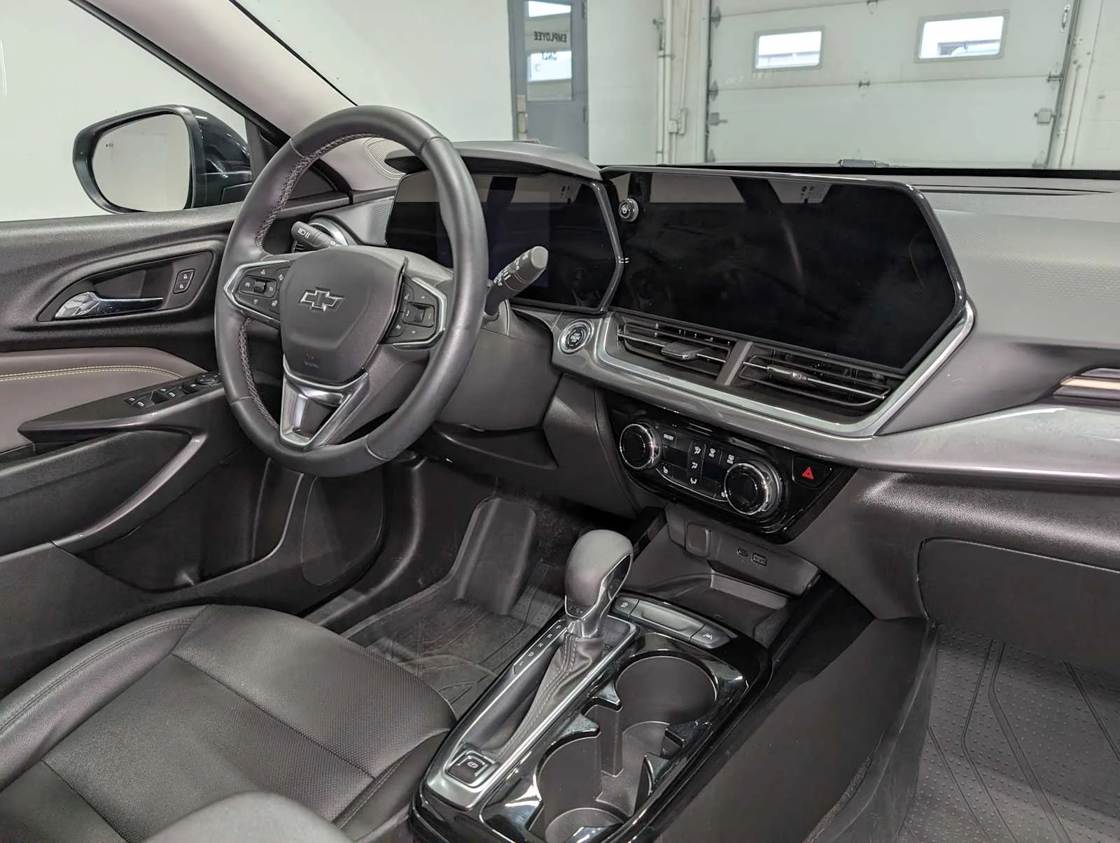 Used 2024 Harvest Bronze Metallic Chevrolet ACTIV image 42