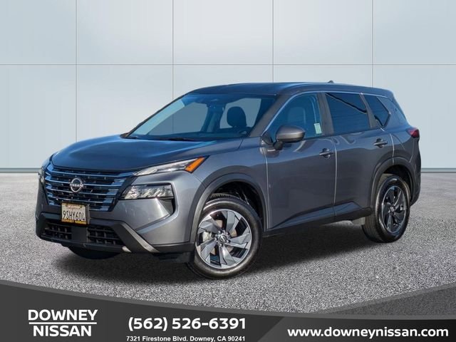 2025 Nissan Rogue SV FWD's photo