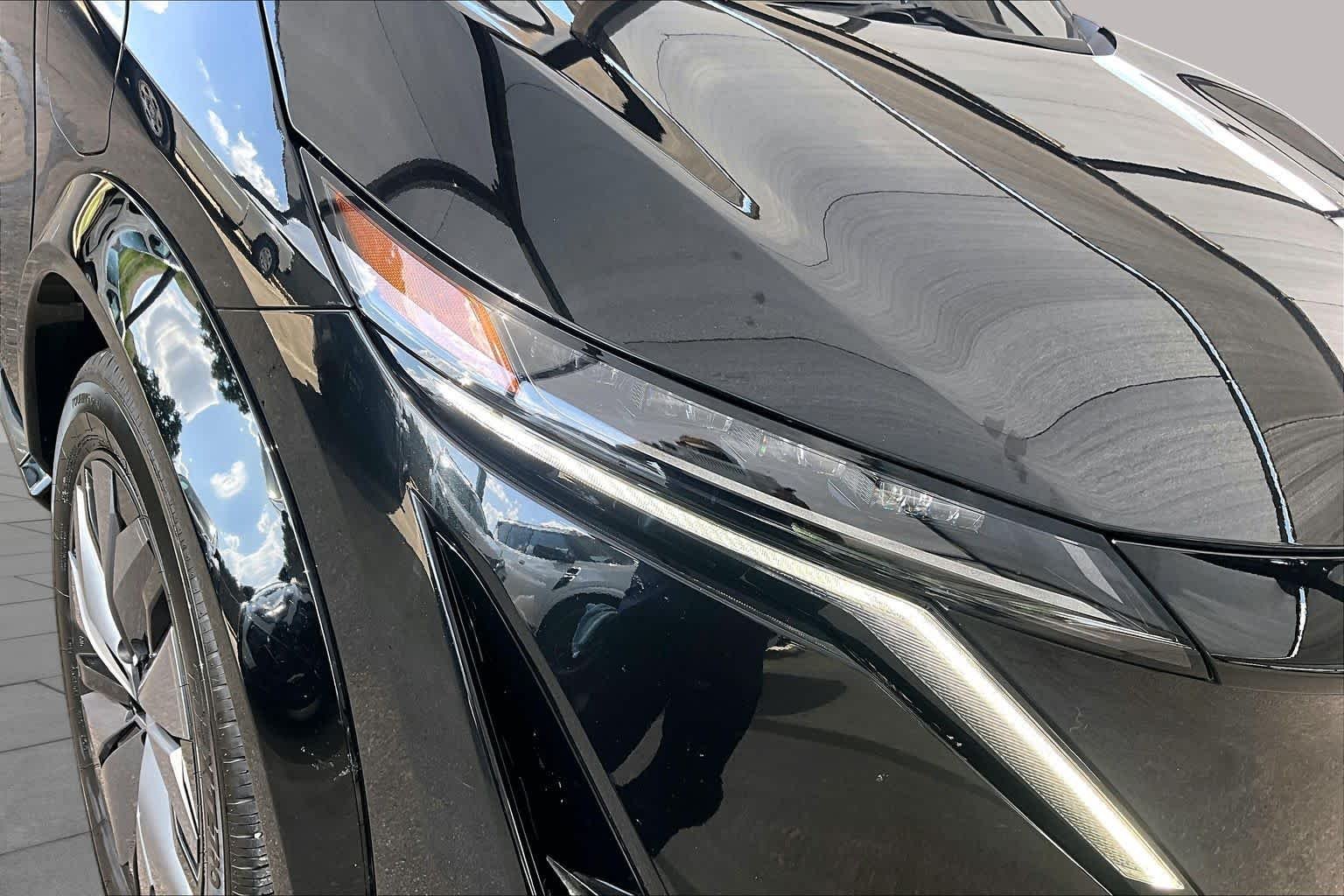 Used 2023 Black Diamond Pearl Nissan VENTURE+ image 26