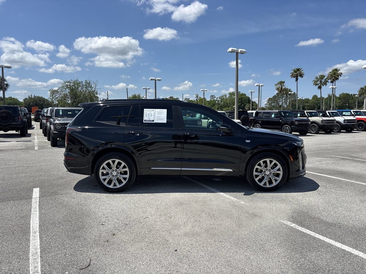 Used 2020 Cadillac XT6 Sport with VIN 1GYKPGRS2LZ144287 for sale in Kansas City