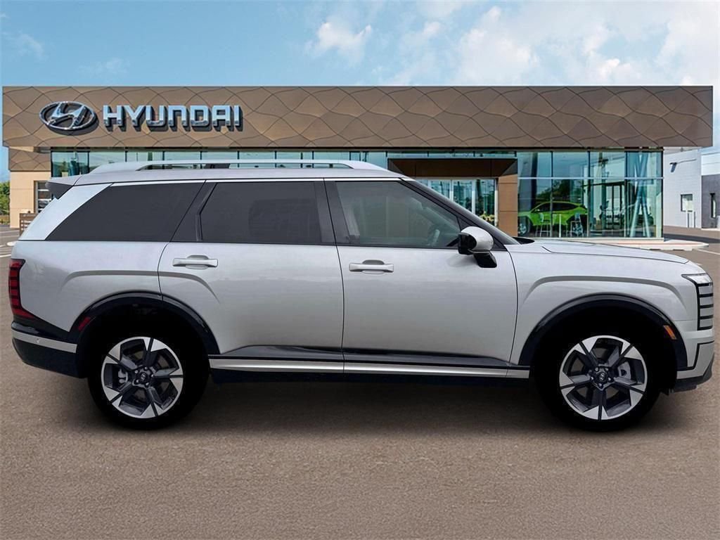 2026 Hyundai Palisade Limited - Photo 9