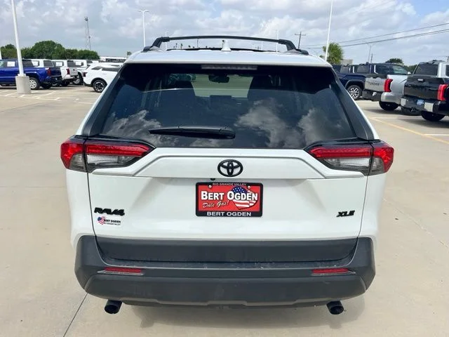 Used 2024 Beige Toyota XLE Premium image 7