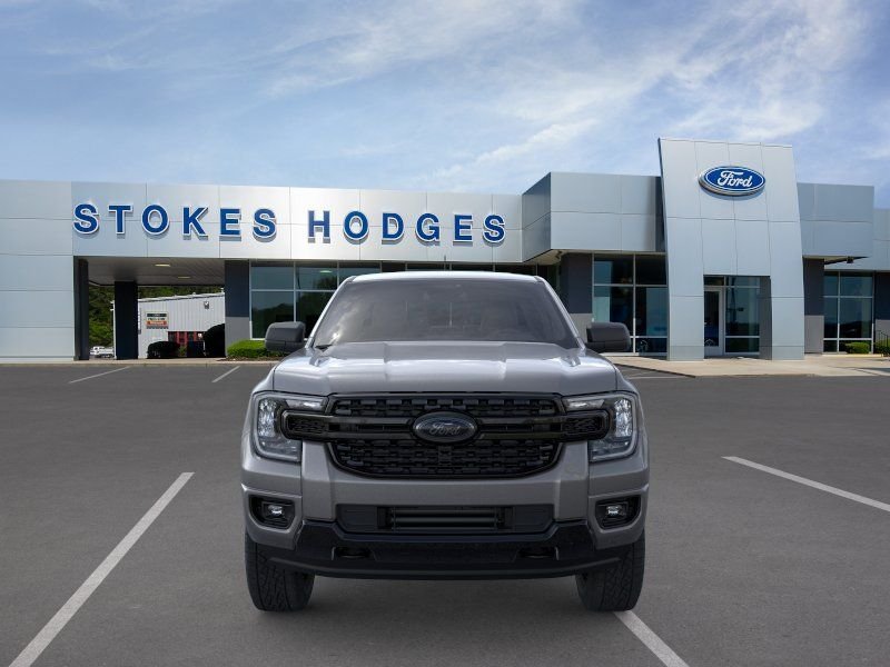 New 2026 Carbonized Gray Metallic Ford XLT image 7