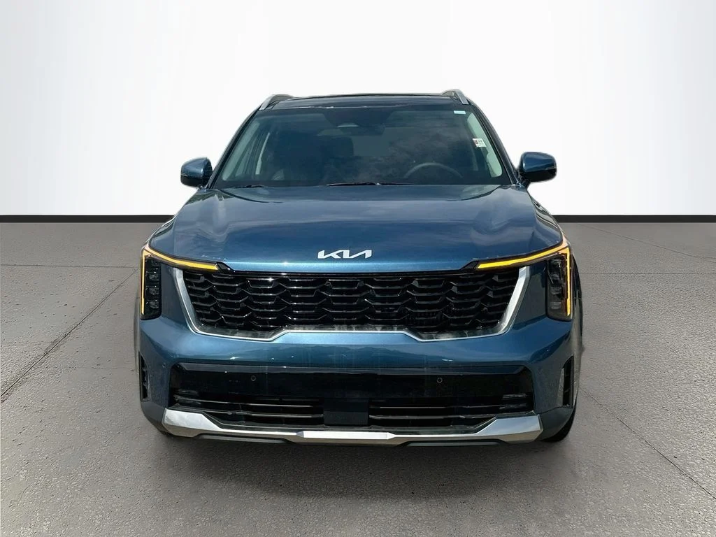 New 2026 Mineral Blue Kia EX image 2