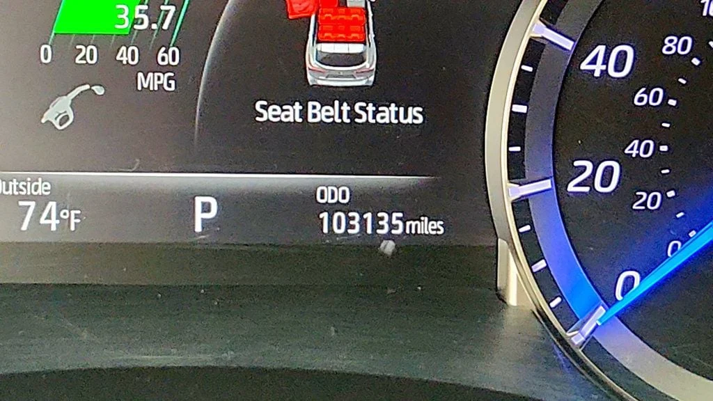 Used 2023 Wind Chill Pearl Toyota Hybrid LE AWD w/ 3-Row Seating & Toyota Safety Sense image 15