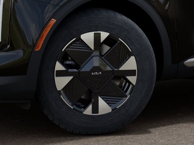 New 2026 Fusion Black Kia LX image 9