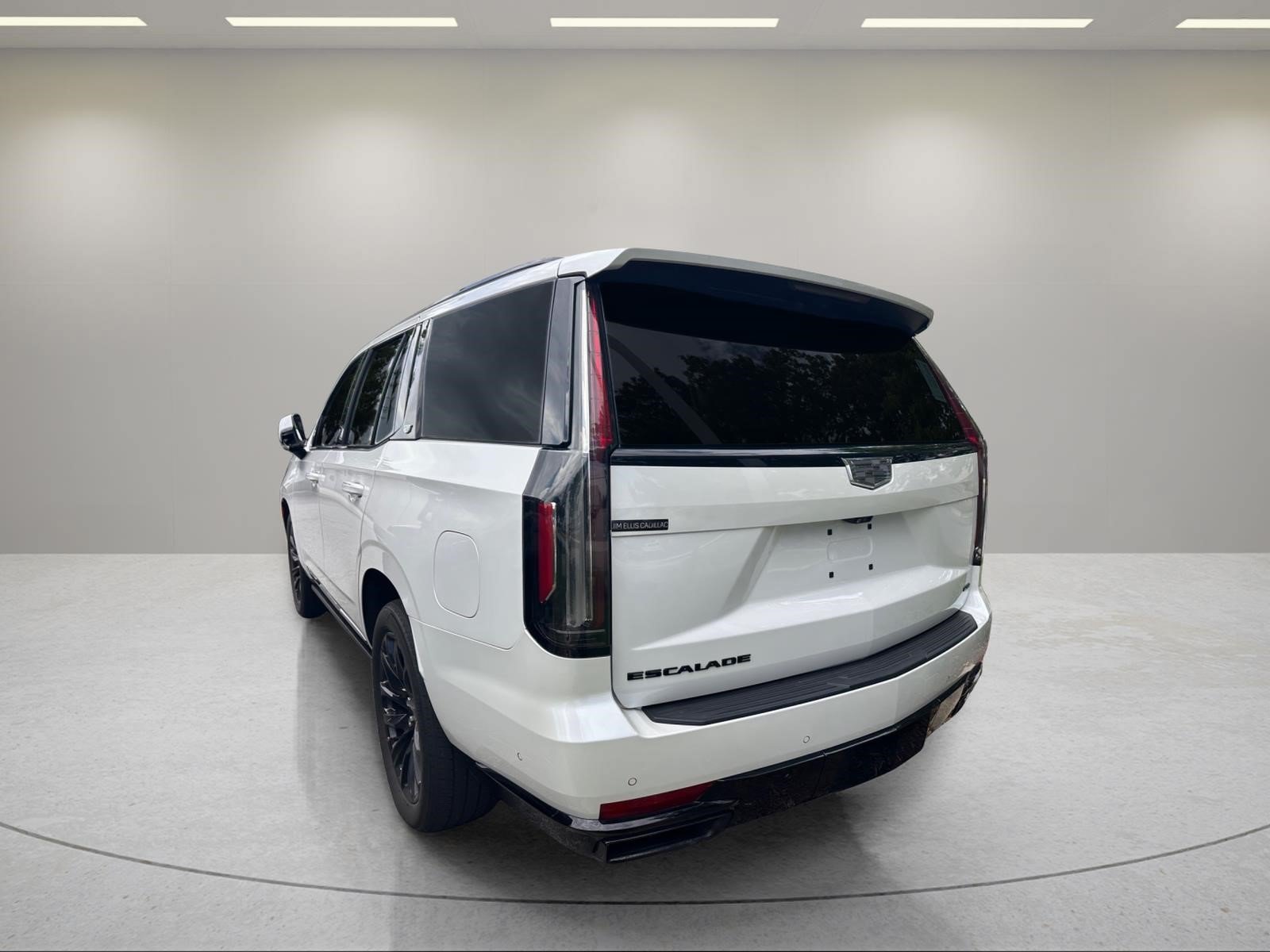 Used 2023 Crystal White Tricoat Cadillac 4WD Sport Platinum image 16