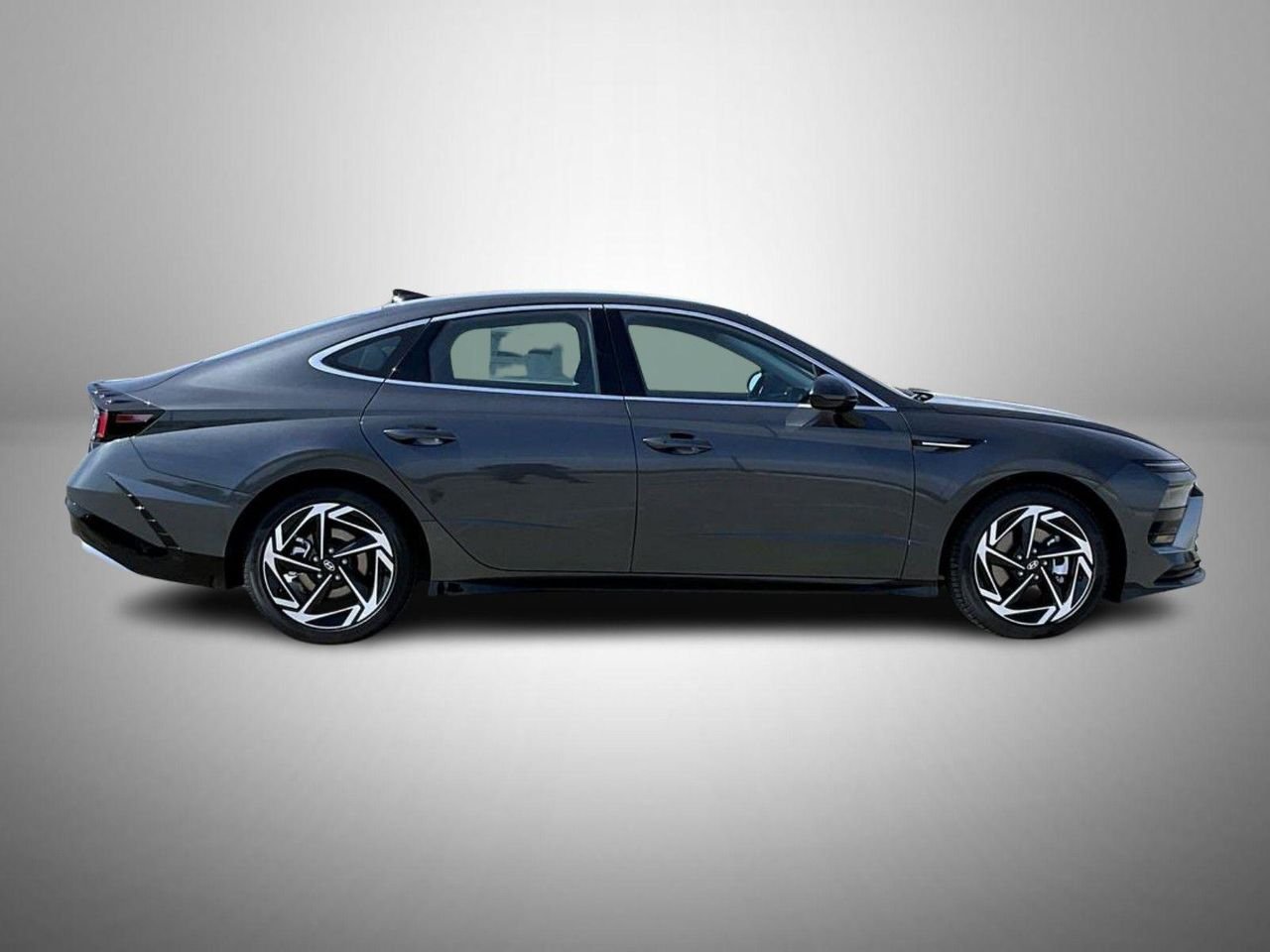 New 2026 Gray Hyundai SEL Sport image 4