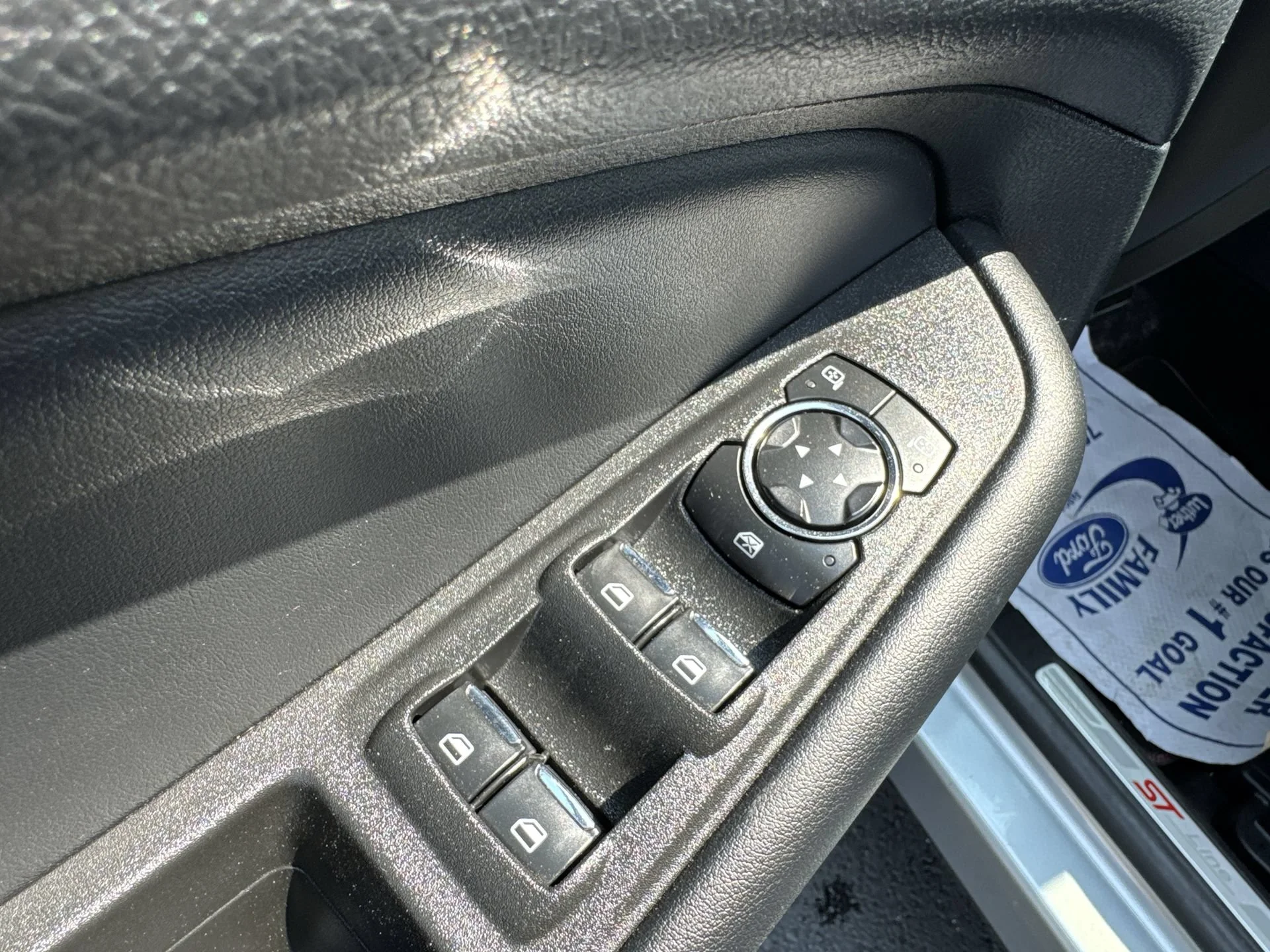 2024 Ford Edge ST-Line - Photo 13