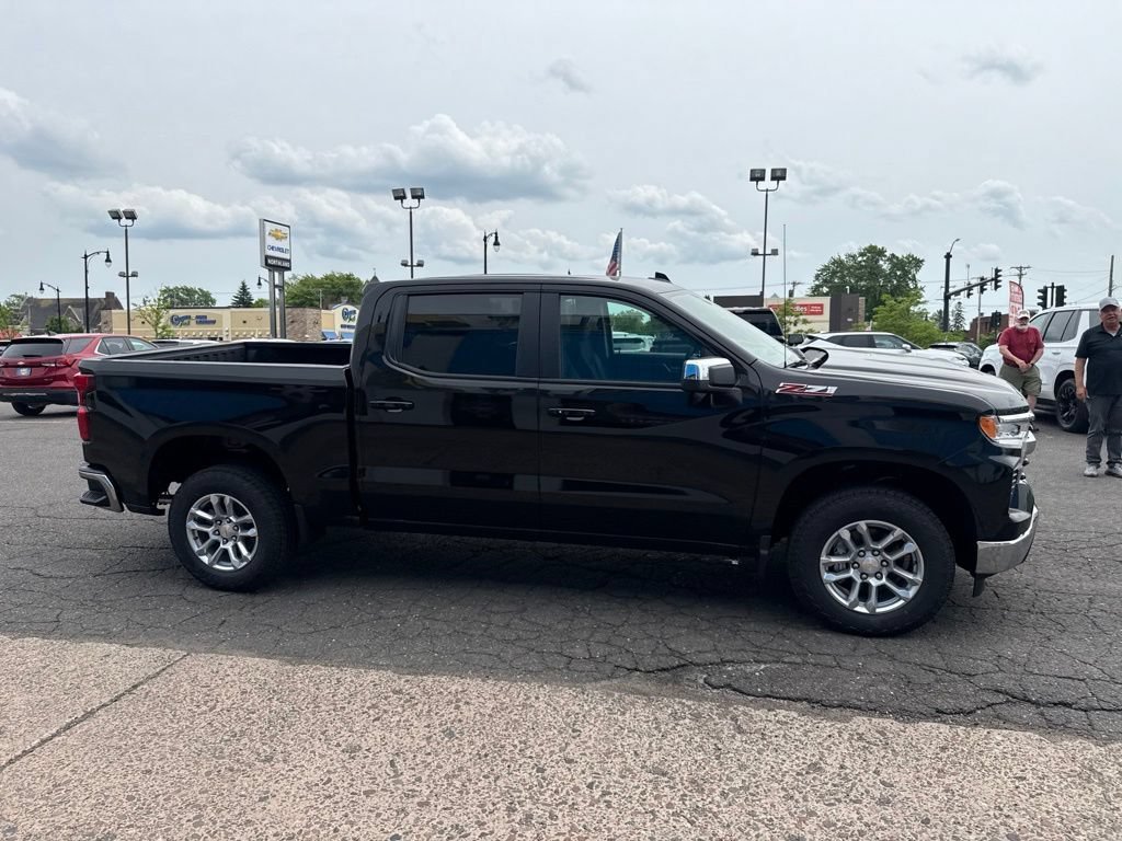 2026 Chevrolet Silverado 1500 LT - Photo 6