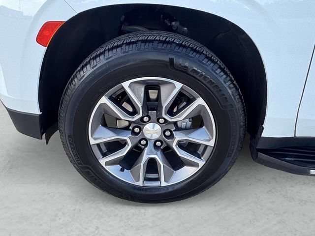 Used 2023 Summit White Chevrolet LT image 23