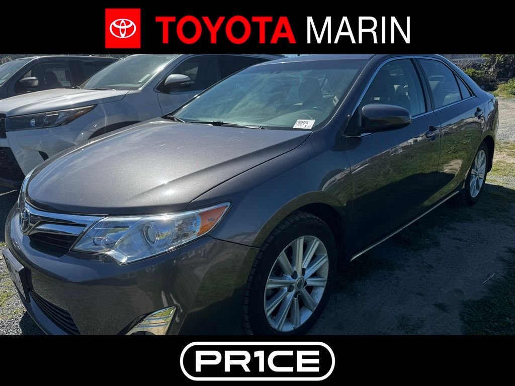 2014 Toyota Camry LE Hybrid