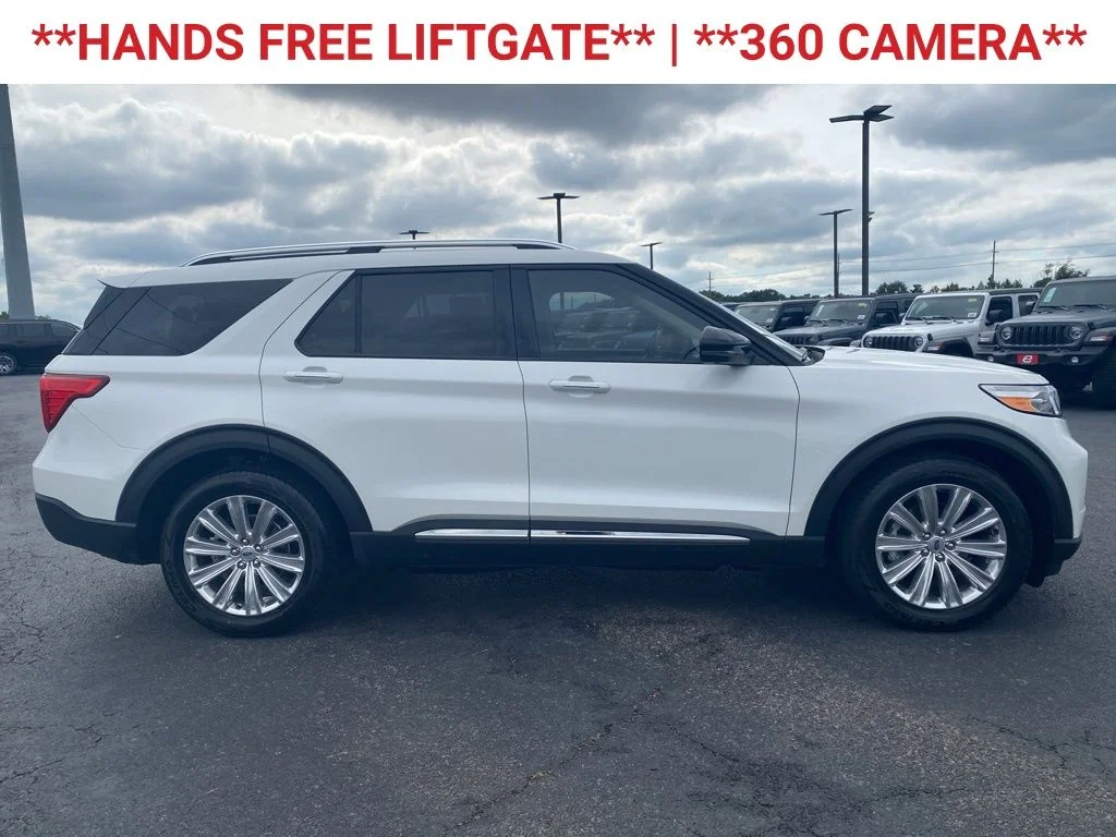 Used 2023 White Ford Limited image 10