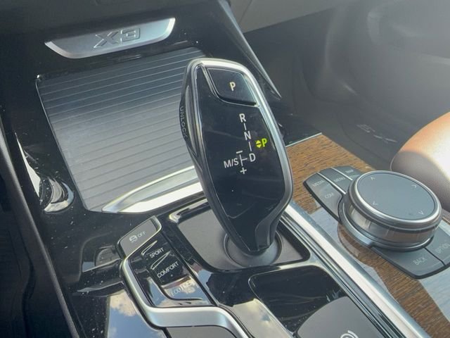 Used 2019 White BMW sDrive30i image 24