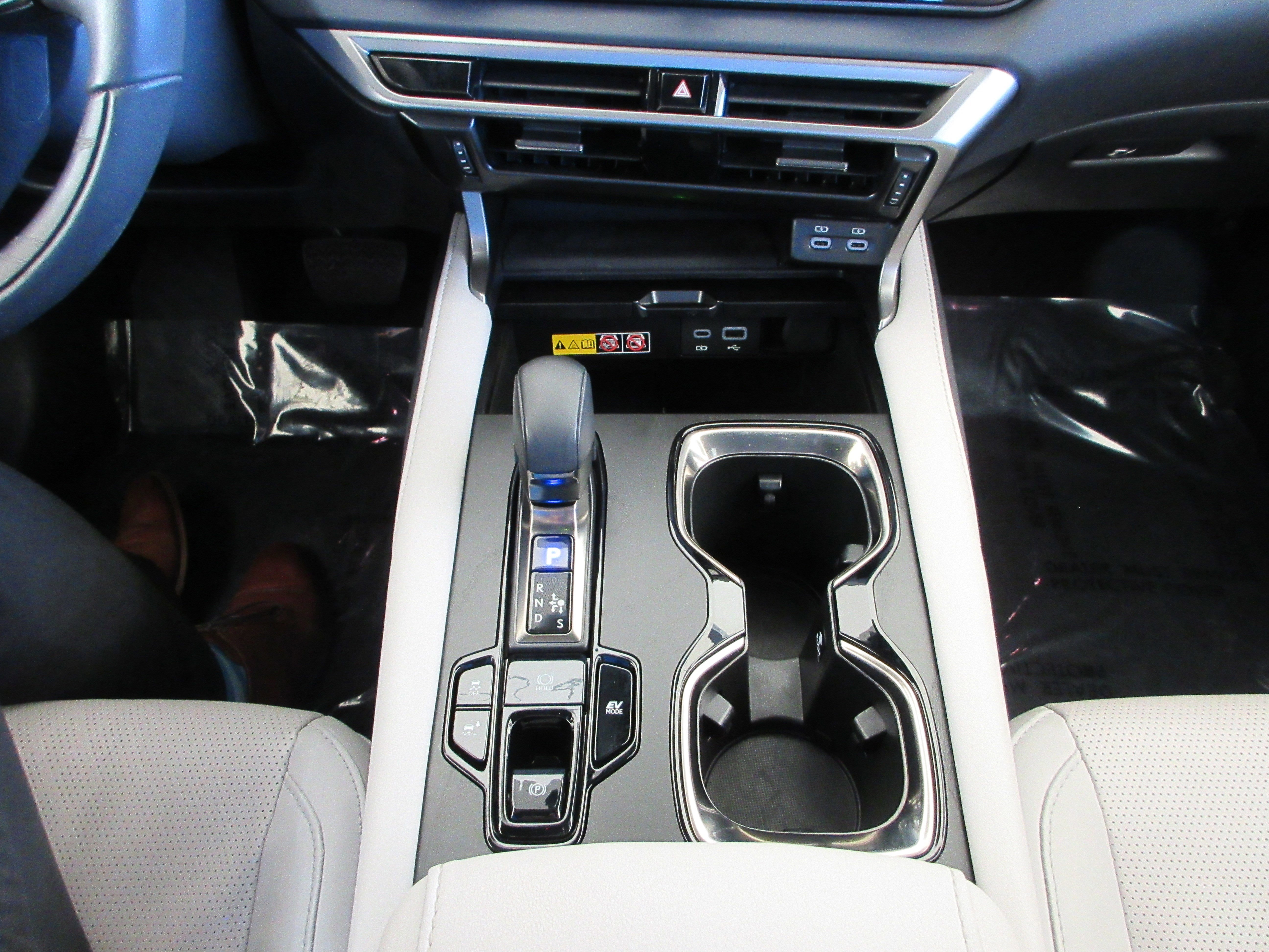 Used 2023 Copper Crest Lexus 350h Premium Plus image 45